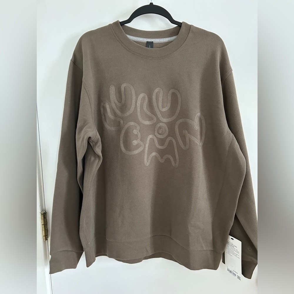 NWT lululemon steady state crew sweatshirt with graphic logo men’s large